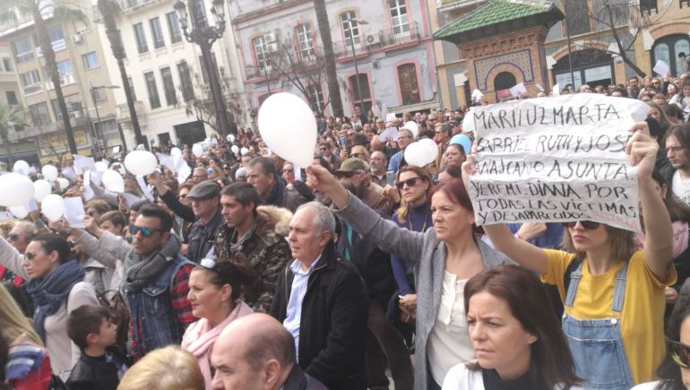 Acto en la Plaza de las Momjas Acto en la Plaza de las Momjas