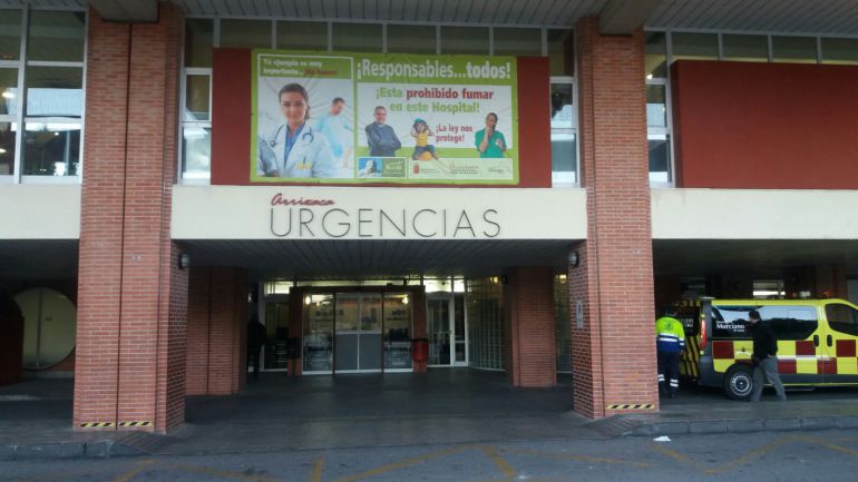 Un preso se fuga al llegar a Urgencias de la Arrixaca para ser atendido de un pie. Un preso se fuga al llegar a Urgencias de la Arrixaca para ser atendido de un pie.