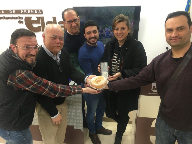 Las Fiestas unidas por las tradiciones Las Fiestas unidas por las tradiciones