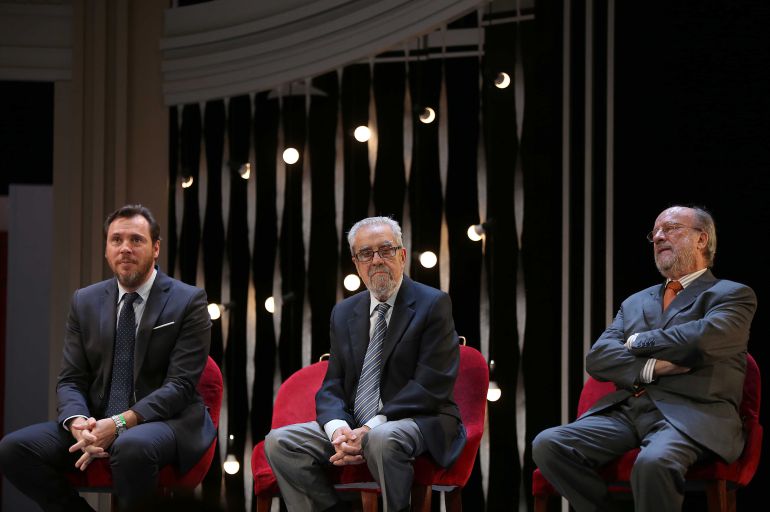 Óscar Puente, Tomás Rodríguez Bolaños y Javier León en el Teatro Calderón Óscar Puente, Tomás Rodríguez Bolaños y Javier León en el Teatro Calderón