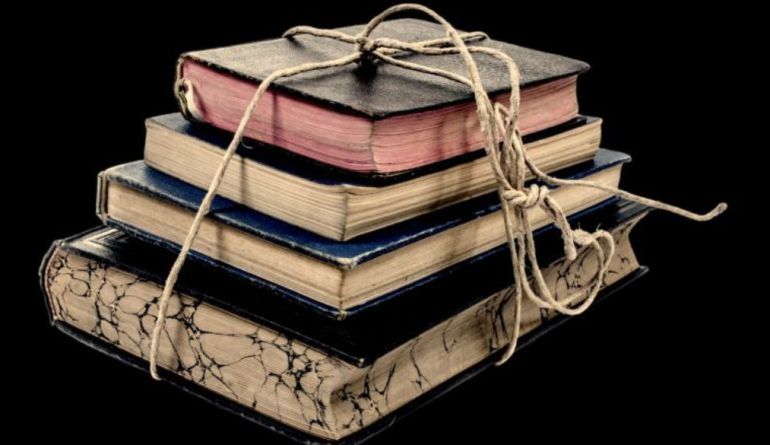 ¿Qué se conservaba en las bibliotecas conquenses en el siglo XVI, y en el XVII? ¿Qué se conservaba en las bibliotecas conquenses en el siglo XVI, y en el XVII?