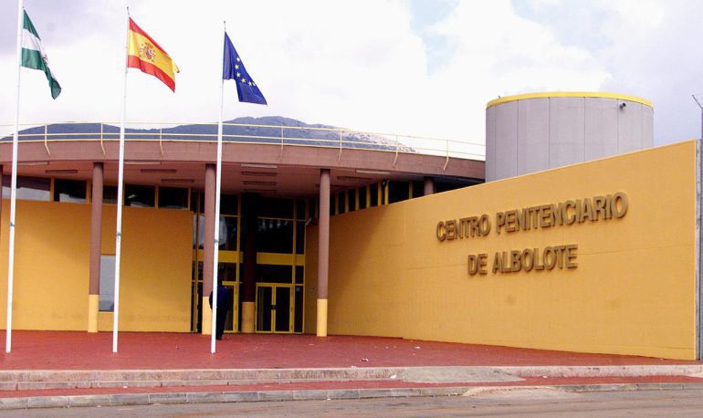 Entrada del Centro Penitenciario de Albolote Entrada del Centro Penitenciario de Albolote