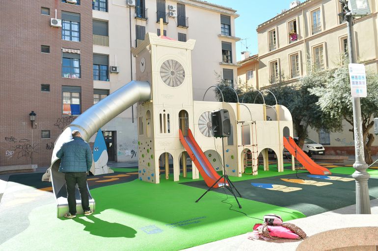 El parque infantil se ha inaugurado este Lunes Santo en la capital malagueña El parque infantil se ha inaugurado este Lunes Santo en la capital malagueña