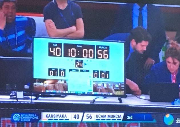 El UCAM se crece ante el Pinar (65-79) y la vergüenza de la pista turca El UCAM se crece ante el Pinar (65-79) y la vergüenza de la pista turca