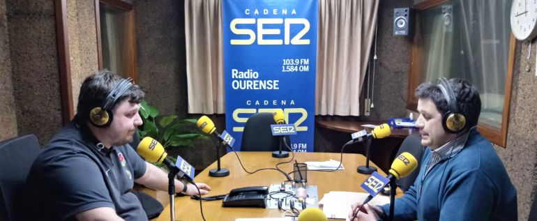Francisco Fraga en los estudios de Radio Ourense Francisco Fraga en los estudios de Radio Ourense