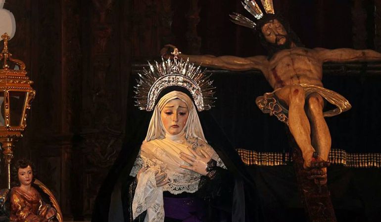 Cofradía de María Santísima de los Dolores y Cristo de la Buena Muerte de Priego de Córdoba Cofradía de María Santísima de los Dolores y Cristo de la Buena Muerte de Priego de Córdoba