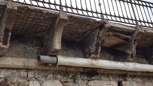 El presidente de Castilla la Mancha, Emiliano García Page, anuncia la rehabilitación del puente árabe de Guadalajara. El alcalde y el secretario del PSOE valoran la noticia: Se anuncia de nuevo la rehabilitación del puente árabe de Guadalajara El presidente de Castilla la Mancha, Emiliano García Page, anuncia la rehabilitación del puente árabe de Guadalajara. El alcalde y el secretario del PSOE valoran la noticia: Se anuncia de nuevo la rehabilitación del puente árabe de Guadalajara