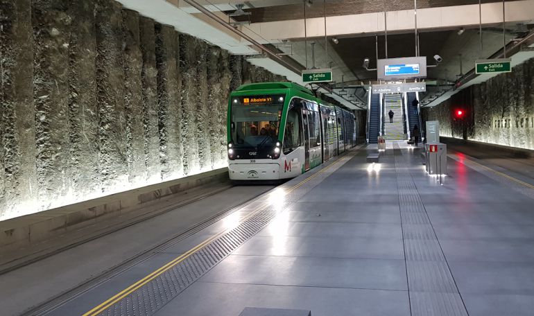 Estación 'Alcázar Genil' del metro de Granada Estación 'Alcázar Genil' del metro de Granada