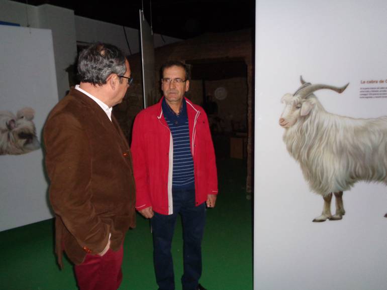 Luciano Burgos fue uno de los alcaldes que acompañó al delegado en la visita Luciano Burgos fue uno de los alcaldes que acompañó al delegado en la visita