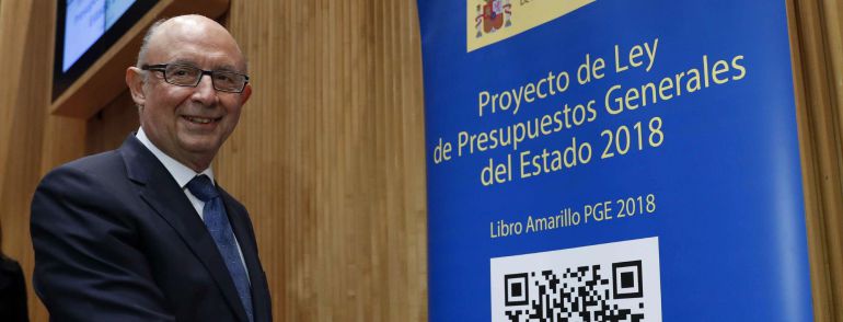 El ministro de Hacienda, Cristóbal Montoro, durante la presentación en el Congreso de los Diputados del proyecto de Presupuestos Generales del Estado para 2018 El ministro de Hacienda, Cristóbal Montoro, durante la presentación en el Congreso de los Diputados del proyecto de Presupuestos Generales del Estado para 2018