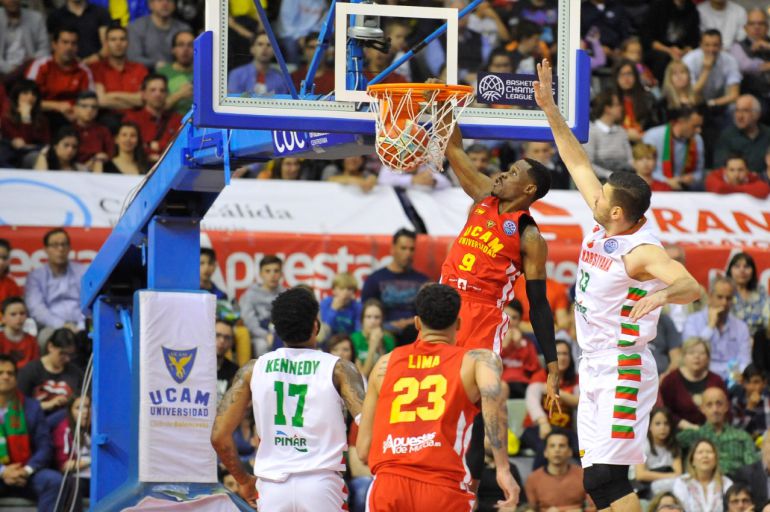 El UCAM Murcia CB, a la Final Four de Atenas por la puerta grande (81-72) El UCAM Murcia CB, a la Final Four de Atenas por la puerta grande (81-72)