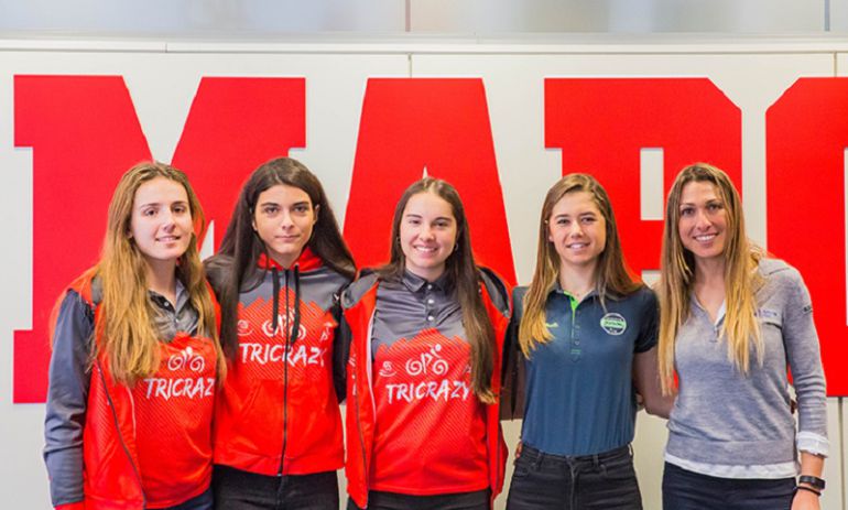 Sara Martín -2ª por la izq.-, campeona de la Copa de España 2017 en categoría júnior junto a Mavi García -a su izq.-, campeona Élite, y Eva Anguela -2ª por la dch., campeona Cadete. Sara Martín -2ª por la izq.-, campeona de la Copa de España 2017 en categoría júnior junto a Mavi García -a su izq.-, campeona Élite, y Eva Anguela -2ª por la dch., campeona Cadete.