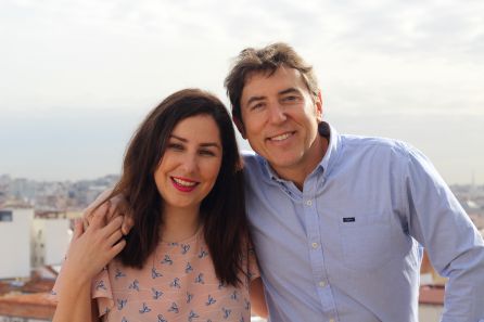 Manel Fuentes con Puri Beltrán, después de la entrevista Manel Fuentes con Puri Beltrán, después de la entrevista