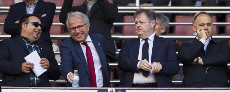 Víctor Gálvez: "Ofrecí a Mauricio el millón que me pidió por el club, y lo rechazó" Víctor Gálvez: "Ofrecí a Mauricio el millón que me pidió por el club, y lo rechazó"