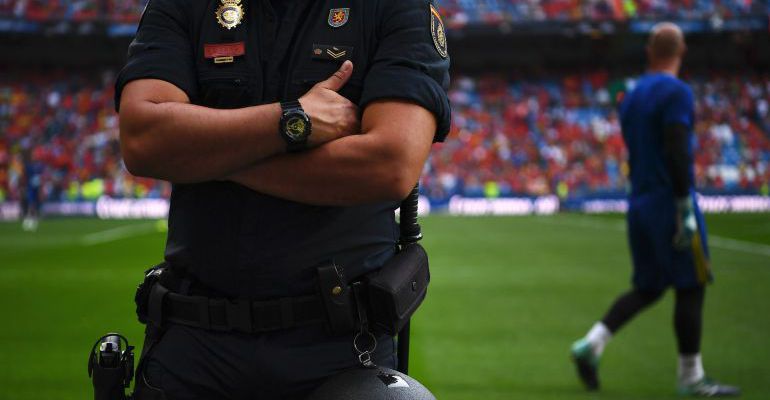 Los dos ex jugadores en prisión desde febrero en este caso de supuestos amaños de partidos de fútbol están en libertad bajo fianza Los dos ex jugadores en prisión desde febrero en este caso de supuestos amaños de partidos de fútbol están en libertad bajo fianza