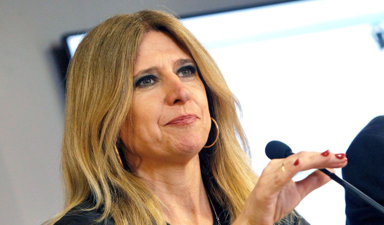 La alcaldesa en funciones de Alicante, Eva Montesinos, durante su comparecencia ante los medios La alcaldesa en funciones de Alicante, Eva Montesinos, durante su comparecencia ante los medios