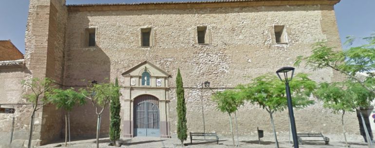 Más de 1.800 firmas contra el cierre del convento de Manzanares Más de 1.800 firmas contra el cierre del convento de Manzanares