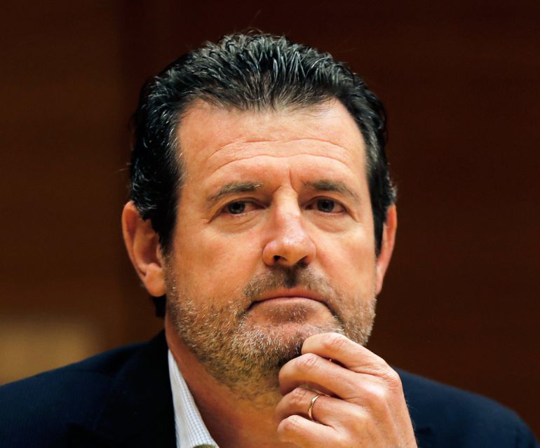 El exconseller de Educación, José Císcar, comparece en la comisión de investigación de Les Corts Valencianes sobre las actividades de la empresa pública Ciegsa, encargada de la construcción de colegios. El exconseller de Educación, José Císcar, comparece en la comisión de investigación de Les Corts Valencianes sobre las actividades de la empresa pública Ciegsa, encargada de la construcción de colegios.
