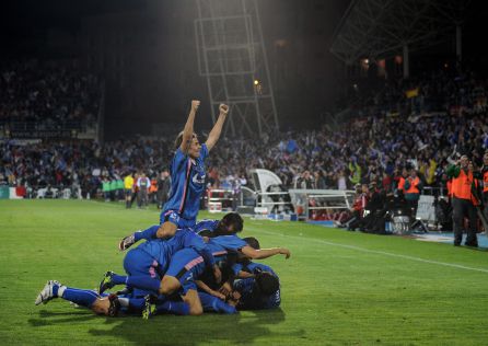 Los jugadores del Getafe y el Coliseum entero celebran el 3-1 de Braulio en la prórroga Los jugadores del Getafe y el Coliseum entero celebran el 3-1 de Braulio en la prórroga