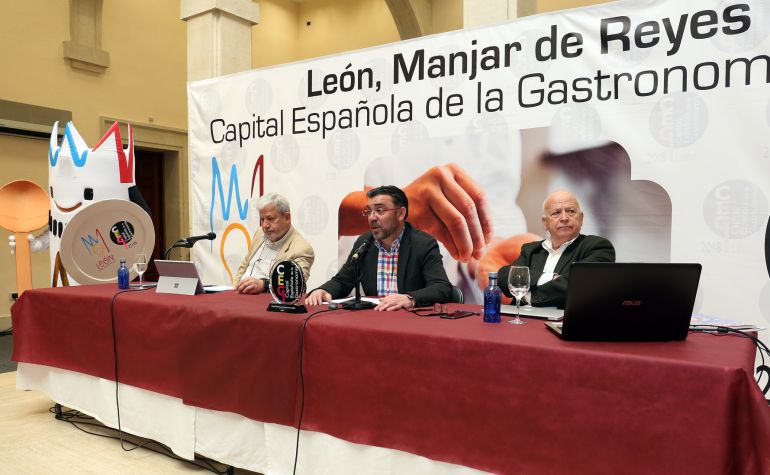 Mariano Palacín, Pedro Llamas y Pedro Palacios presentan el balance de la Capitalidad Gastronómica Mariano Palacín, Pedro Llamas y Pedro Palacios presentan el balance de la Capitalidad Gastronómica
