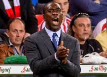 Seedorf destaca la gran personalidad mostrada por su equipo en San Mamés