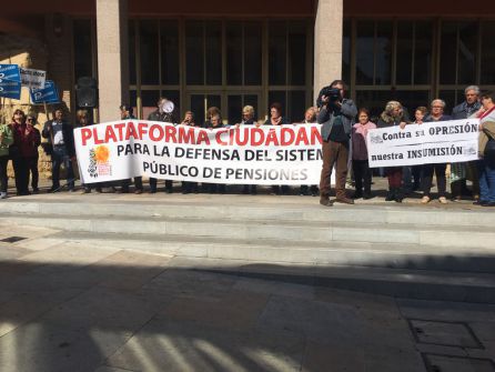 Los pensionistas piden apoyo al Ayuntamiento Los pensionistas piden apoyo al Ayuntamiento