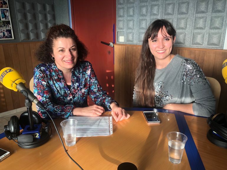 Antonia Corral y Evelyn Ortiz, en los estudios de Radio Ibiza SER Antonia Corral y Evelyn Ortiz, en los estudios de Radio Ibiza SER
