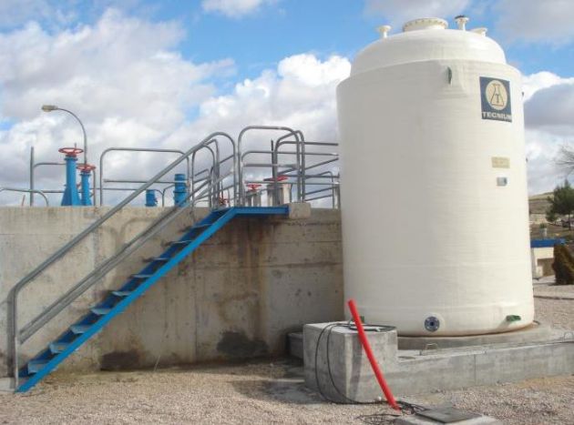 Amordazan a un operario de una potabilizadora de Illana (Guadalajara) para robar cable de cobre de la instalación: Amordazan a un trabajador para robar en una potabilizadora de Illana Amordazan a un operario de una potabilizadora de Illana (Guadalajara) para robar cable de cobre de la instalación: Amordazan a un trabajador para robar en una potabilizadora de Illana