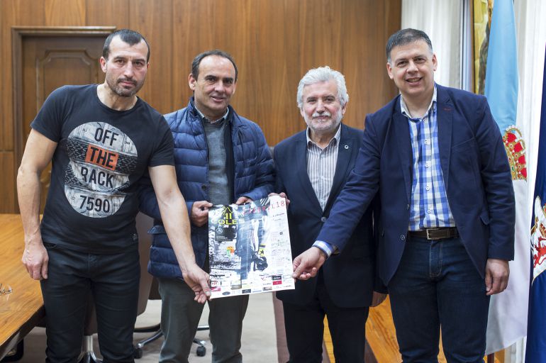 Victor Arias, Manuel Rodríguez, Rosendo Fernández e Bernardino González, na presentación da II Ruta Ciclista de BTT de Coles. Victor Arias, Manuel Rodríguez, Rosendo Fernández e Bernardino González, na presentación da II Ruta Ciclista de BTT de Coles.