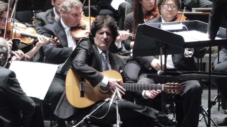 Juan Manuel Cañizares con la Orquesta de Extremadura Juan Manuel Cañizares con la Orquesta de Extremadura
