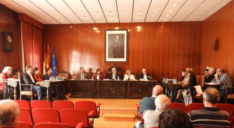 Julian Nieva ampliaría su mayoría, con 3 concejales más, en Manzanares Julian Nieva ampliaría su mayoría, con 3 concejales más, en Manzanares