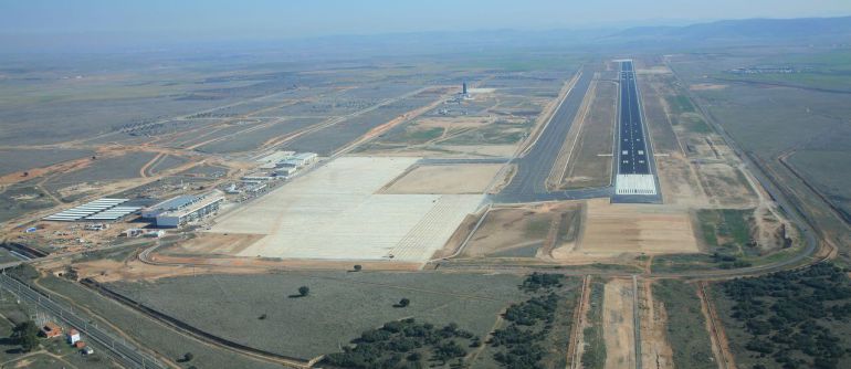 La "huida" del fondo inversor frustra la compra del Aeropuerto de Ciudad Real La "huida" del fondo inversor frustra la compra del Aeropuerto de Ciudad Real