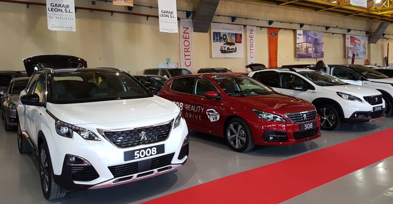 Las 30 marcas de los 17 concesionarios de Albacete han llevado sus mejores modelos a FERIMOTOR Las 30 marcas de los 17 concesionarios de Albacete han llevado sus mejores modelos a FERIMOTOR