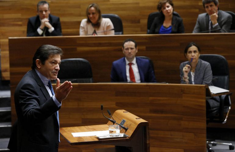 El presidente del Principado, Javier Fernández, interviene en la Junta General del Principado. El presidente del Principado, Javier Fernández, interviene en la Junta General del Principado.