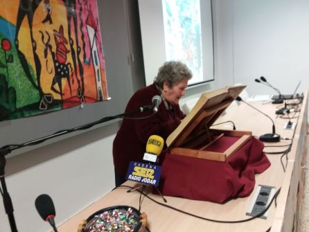 Momento de la lectura de una de las alumnas del Cetnro de Adultos Momento de la lectura de una de las alumnas del Cetnro de Adultos