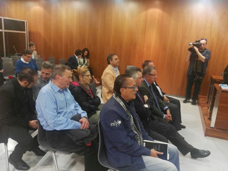 Los acusados al inicio del juicio este martes Los acusados al inicio del juicio este martes