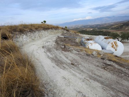Otra vista de la parcela usurpada Otra vista de la parcela usurpada