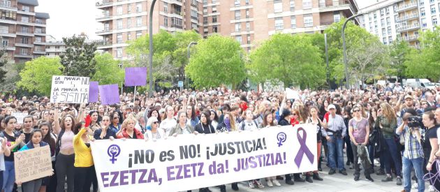 Concentración contra sentencia a 'La Manada' en Pamplona. Concentración contra sentencia a 'La Manada' en Pamplona.