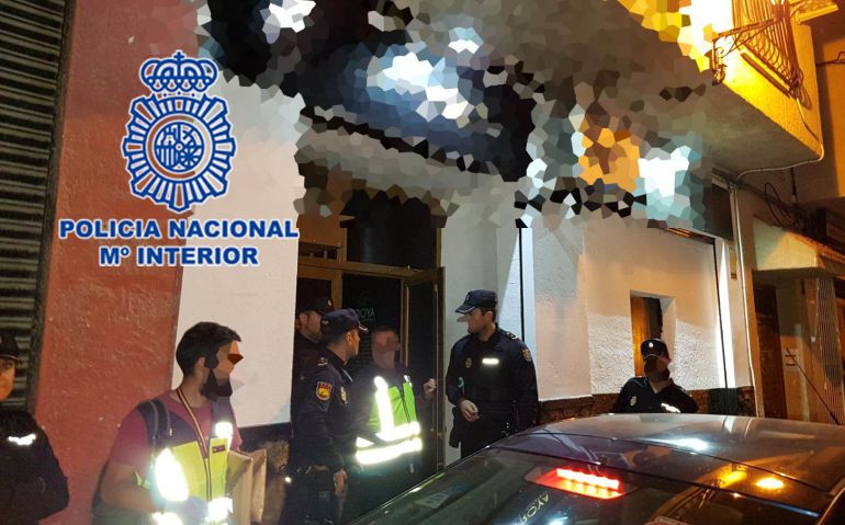 Nueve detenidos en un operativo de la Policía Nacional contra la trata de seres humanos Nueve detenidos en un operativo de la Policía Nacional contra la trata de seres humanos