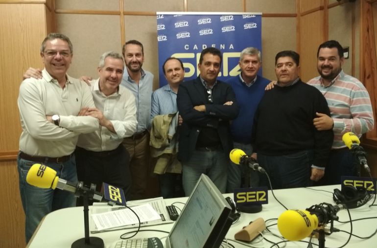 Salomón Hachuel, Diego Suárez, Manuel Hurtado, Manuel González, Javier González, Antonio Palomar, El Mani y Romualdo Garrido Salomón Hachuel, Diego Suárez, Manuel Hurtado, Manuel González, Javier González, Antonio Palomar, El Mani y Romualdo Garrido