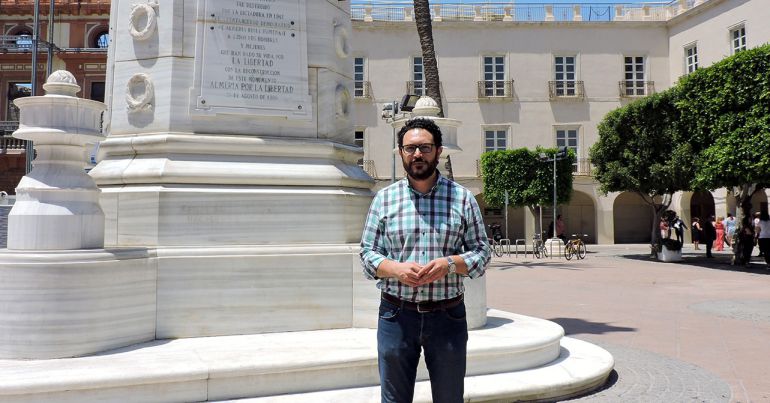 Cristóbal Díaz, concejal del PSOE en el Ayuntamiento de Almería. Cristóbal Díaz, concejal del PSOE en el Ayuntamiento de Almería.