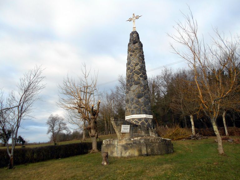 Monumento en recuerdo a los fallecidos Monumento en recuerdo a los fallecidos