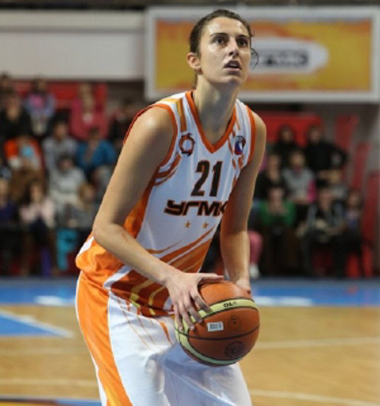 Alba Torrens vuelve a ganar la liga Alba Torrens vuelve a ganar la liga