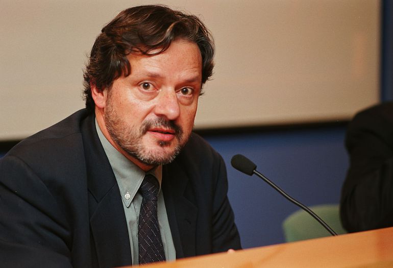 El periodista, professor i doctor en comunicació, Enric Marín. El periodista, professor i doctor en comunicació, Enric Marín.
