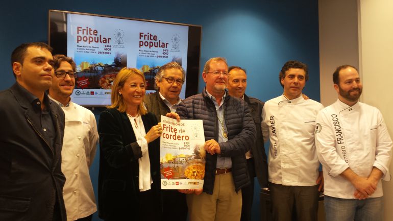 Presentación del frite popular Presentación del frite popular
