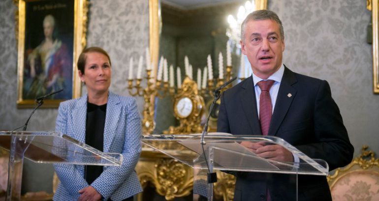 Urkullu y Barkos presiden una comparecencia inédita Urkullu y Barkos presiden una comparecencia inédita