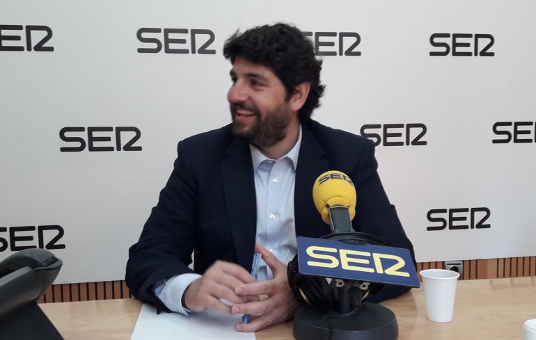 López Miras: "Enfrente tenemos algunos movimientos sociales y políticos que no les interesa que el Mar Menor se arregle" López Miras: "Enfrente tenemos algunos movimientos sociales y políticos que no les interesa que el Mar Menor se arregle"