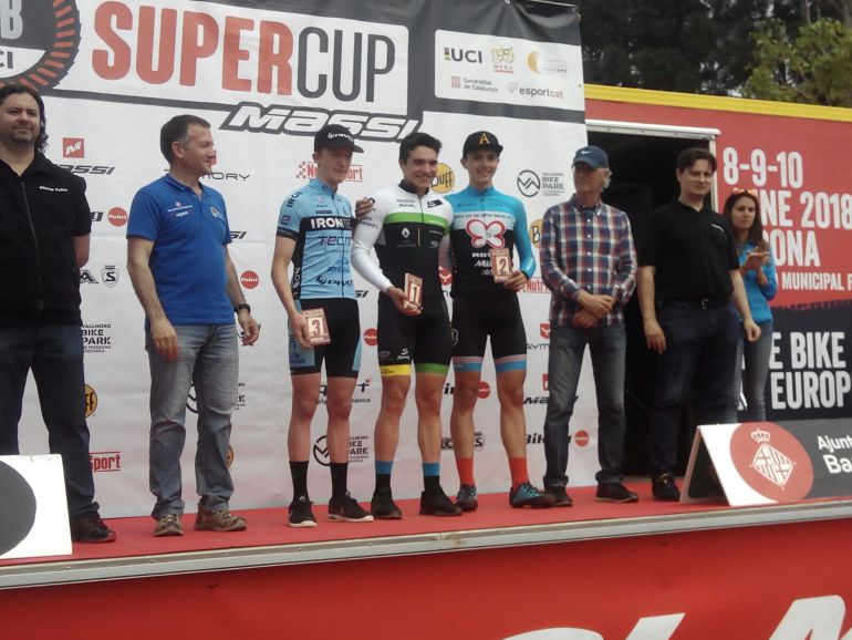 Nueva victoria del corredor del Club Ciclista de Maceda, Carlos Canal, en la Copa Catalana de Ciclocross. Nueva victoria del corredor del Club Ciclista de Maceda, Carlos Canal, en la Copa Catalana de Ciclocross.