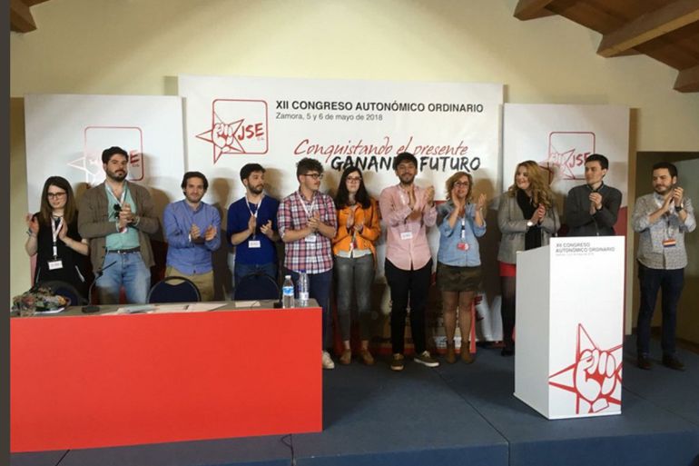 La nueva Comisión Ejecutiva de las Juventudes Socialistas de Castilla y León salida de su XII Congreso La nueva Comisión Ejecutiva de las Juventudes Socialistas de Castilla y León salida de su XII Congreso