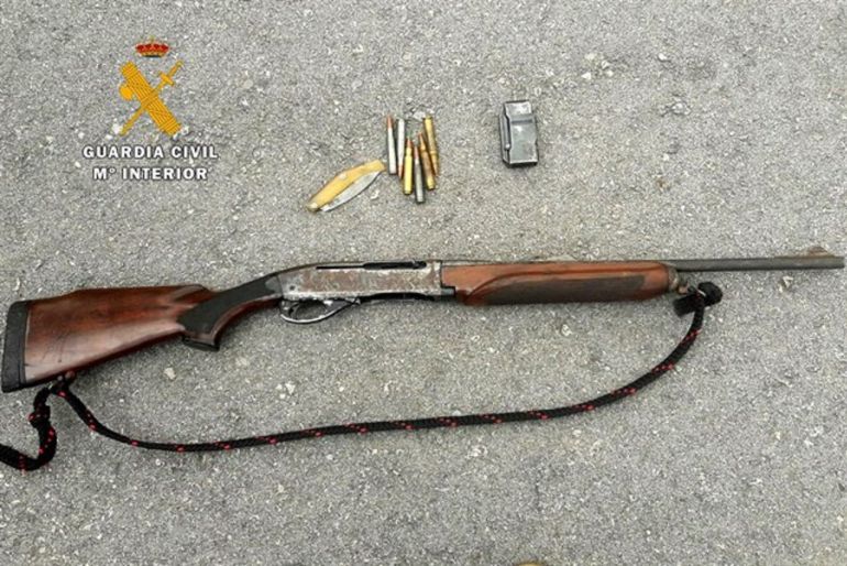 El rifle ha sido depositado en la Intervención de Armas y Explosivos de la Guardia Civil de Laredo El rifle ha sido depositado en la Intervención de Armas y Explosivos de la Guardia Civil de Laredo